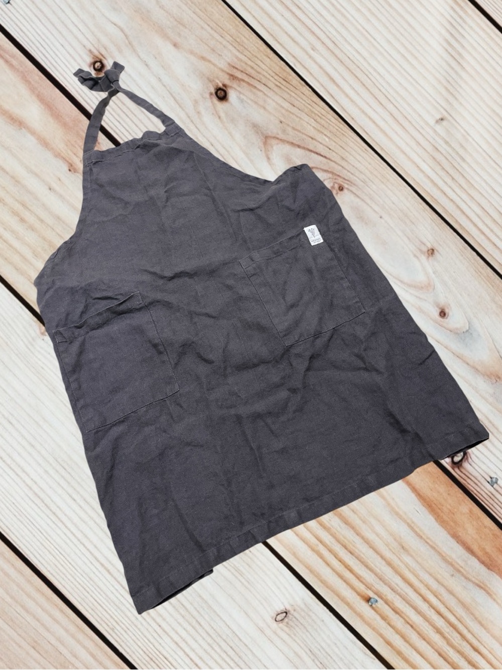Sur La Table washed linen apron